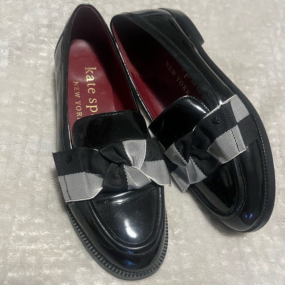 Kate Spade New York Leandra loafer black and grey with signature spade logo